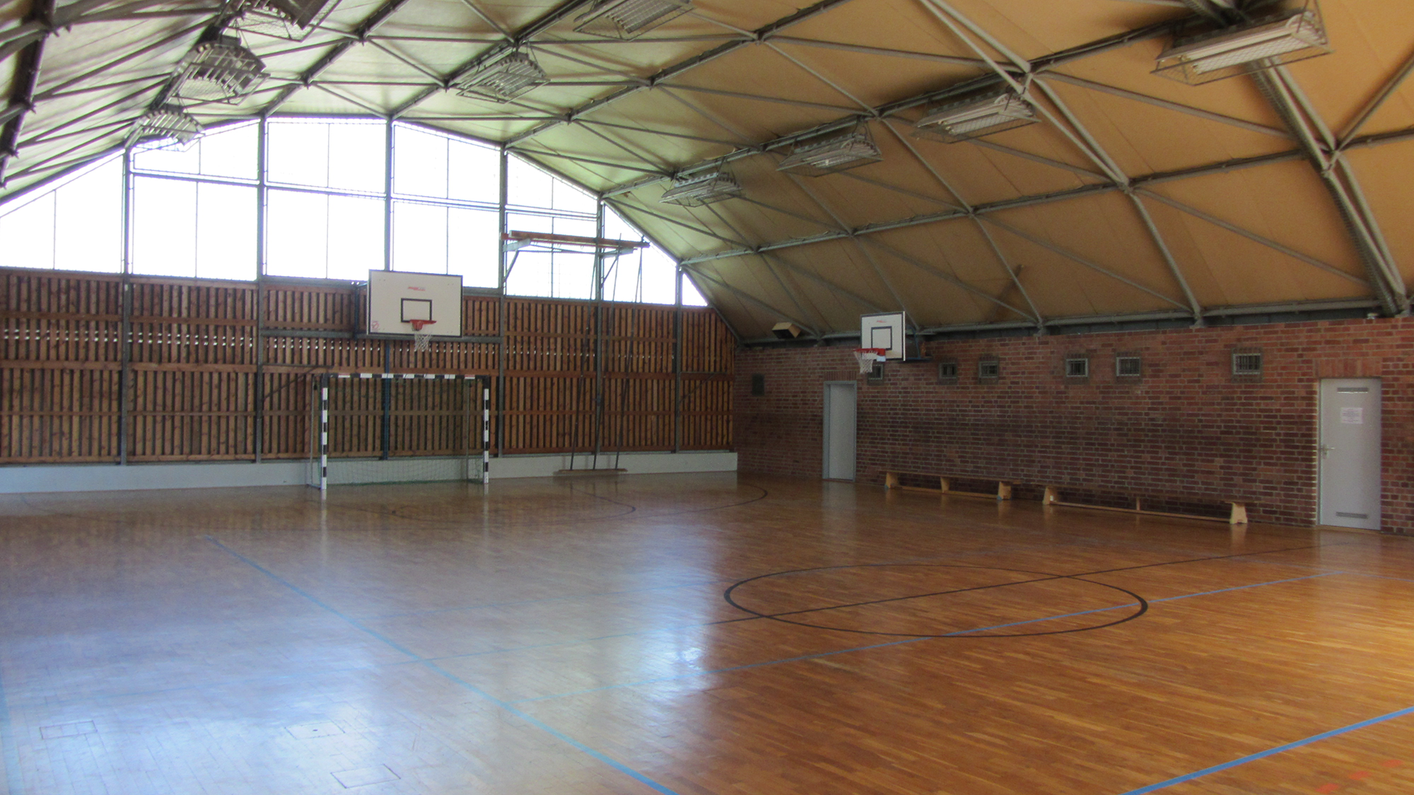 Foto der Sporthalle